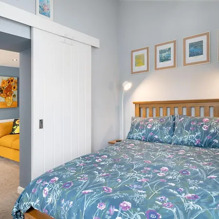 Fabulous Apartment For 2 In Llansteffan Llanstephan  Exterior photo