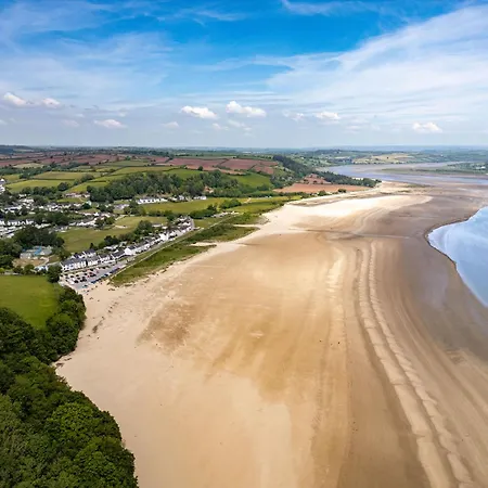 Fabulous Apartment For 2 In Llansteffan Llanstephan  Exterior photo