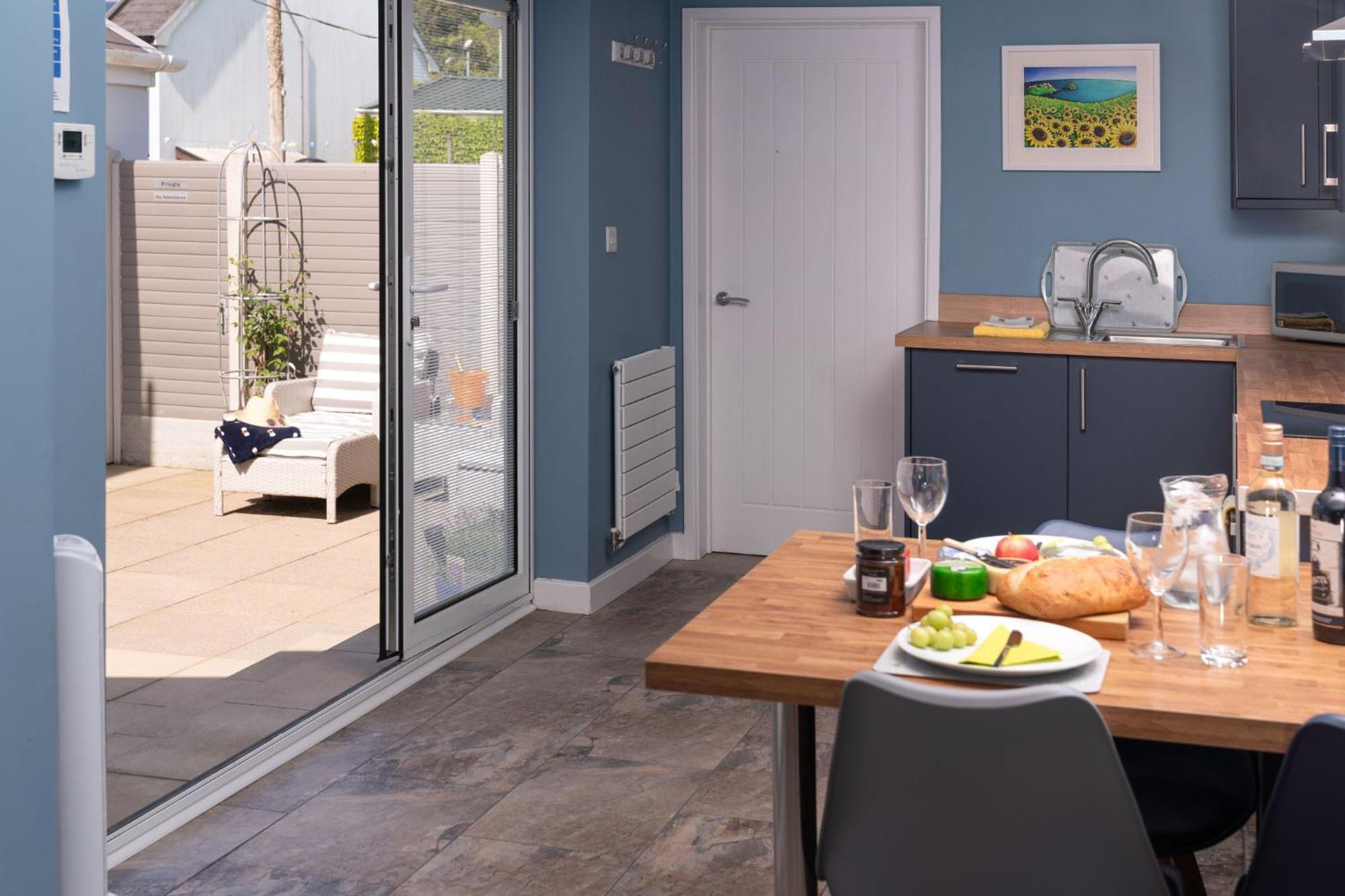 Apartment Fabulous For 2 In Llansteffan *